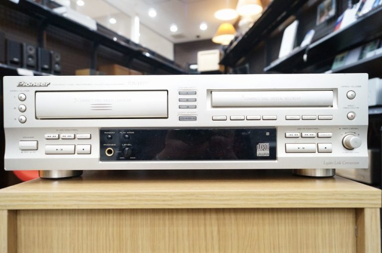 Pioneer パイオニア PDR-WD70 3枚CDチェンジャー＋CDレコーダー